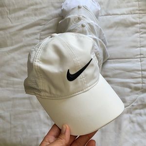 Nike Hats!!